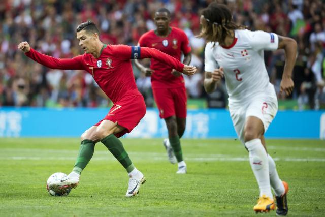 英媒：纽卡中卫博特曼即将回归